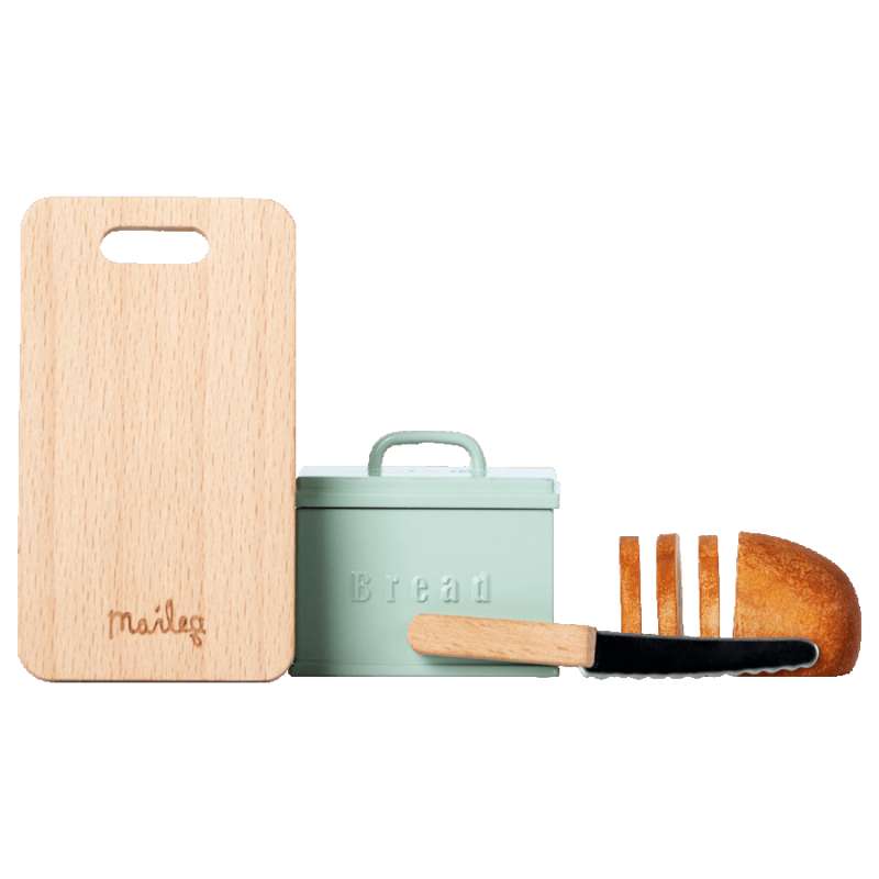 Maileg Miniature Bread Box with Cutting Board and Knife (8 cm.)